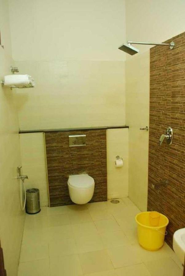 G S Resort Velankanni Zewnętrze zdjęcie